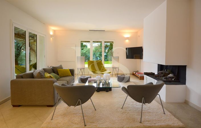 Image No.11-4 Bed House for sale