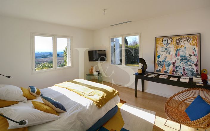 Image No.13-4 Bed House for sale