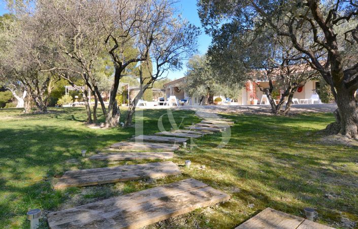 Image No.5-4 Bed House for sale