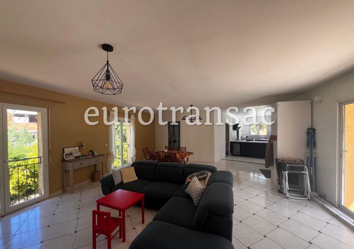 Image No.5-Maison de 4 chambres à vendre à Montagnac