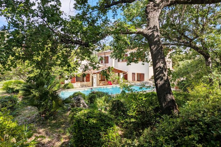Image No.1-4 Bed House for sale