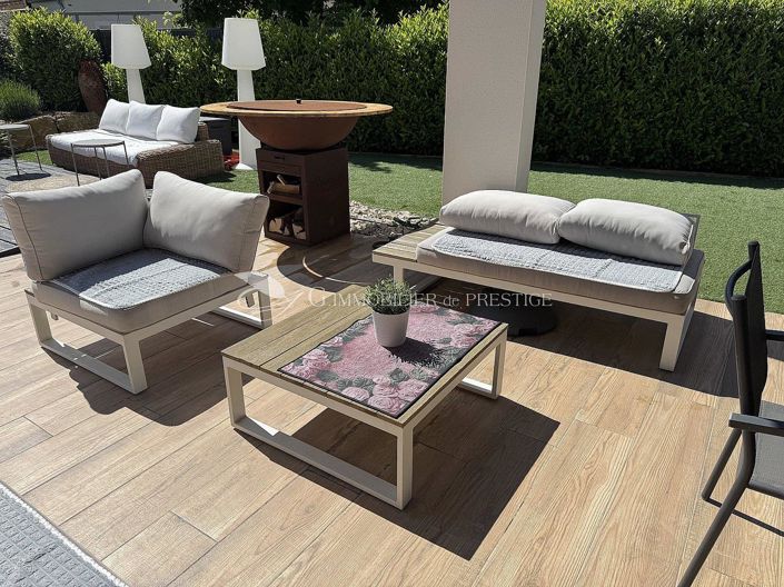 Image No.5-3 Bed House for sale