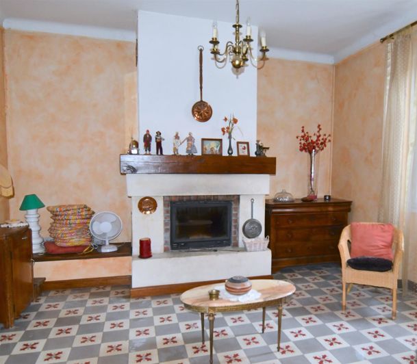 Image No.8-4 Bed House for sale