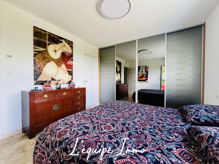 Image No.11-4 Bed House for sale