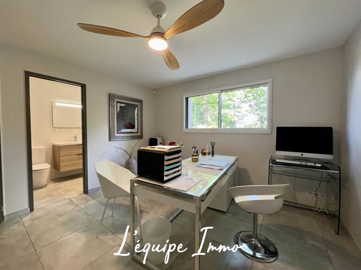 Image No.16-4 Bed House for sale