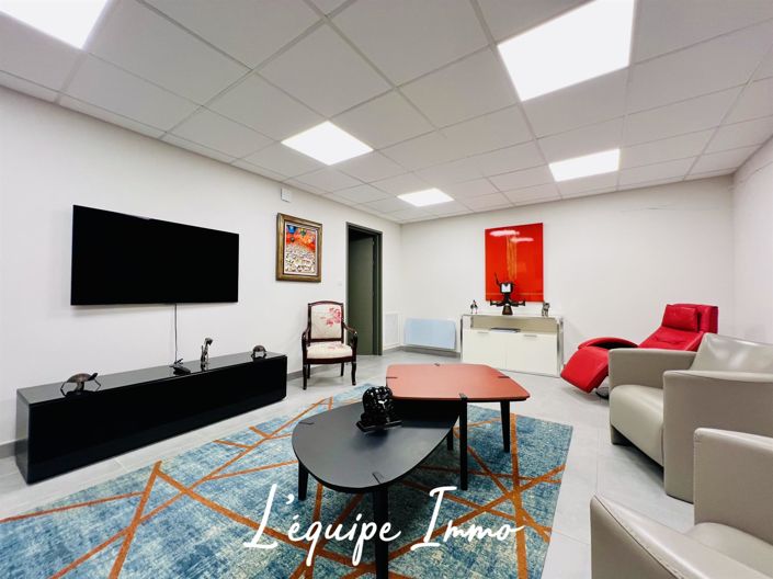 Image No.19-4 Bed House for sale