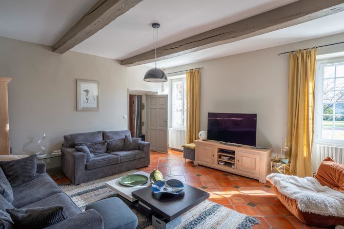 Image No.10-4 Bed House for sale