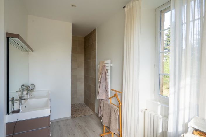 Image No.14-4 Bed House for sale