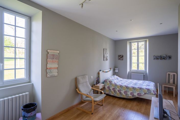 Image No.15-4 Bed House for sale