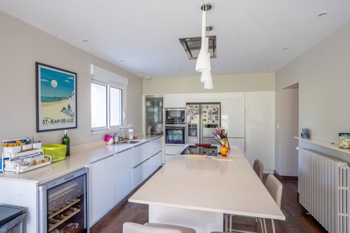 Image No.7-4 Bed House for sale