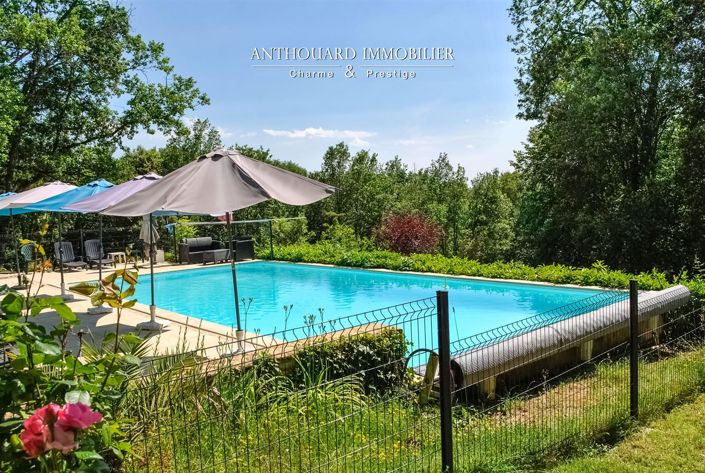 Image No.1-7 Bed House for sale