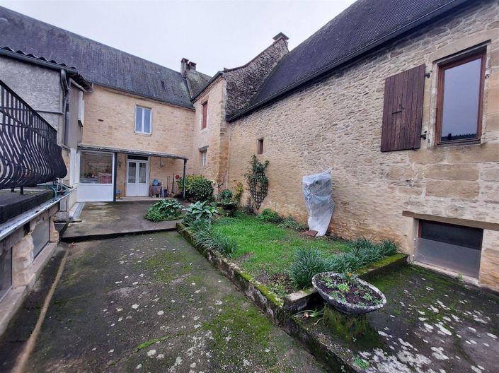 Image No.1-4 Bed House for sale