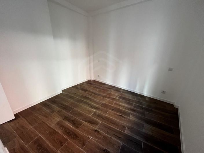 Image No.11-3 Bed Apartment for sale