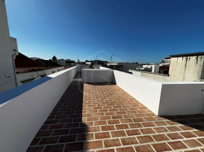 Image No.16-2 Bed Apartment for sale