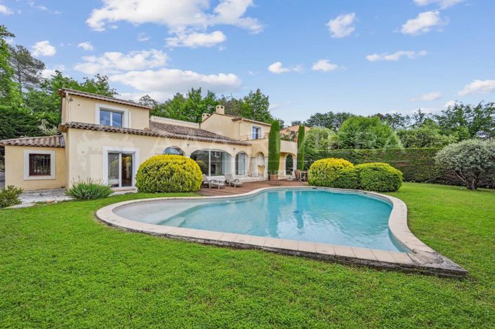 Image No.1-5 Bed House for sale
