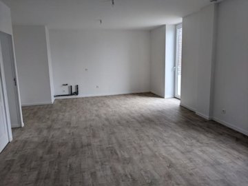1 - Caillouet-Orgeville, Apartment