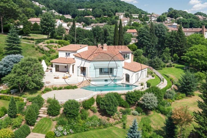 Image No.1-4 Bed House for sale
