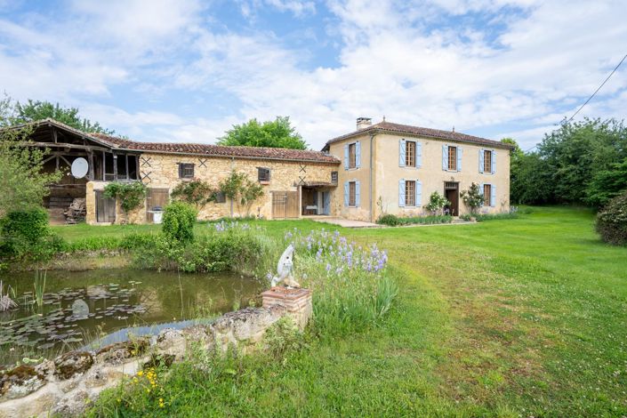 Image No.1-4 Bed House for sale
