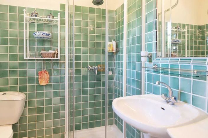 Image No.34-House for sale