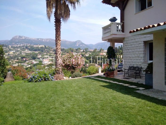 Image No.6-6 Bed House for sale