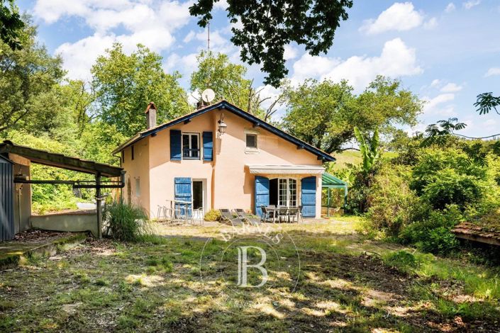 Image No.1-4 Bed House for sale
