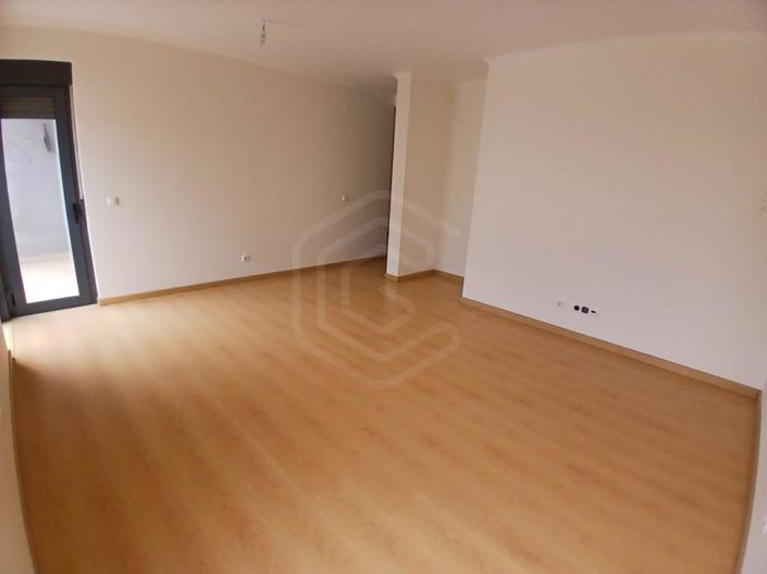 Image No.13-3 Bed Apartment for sale