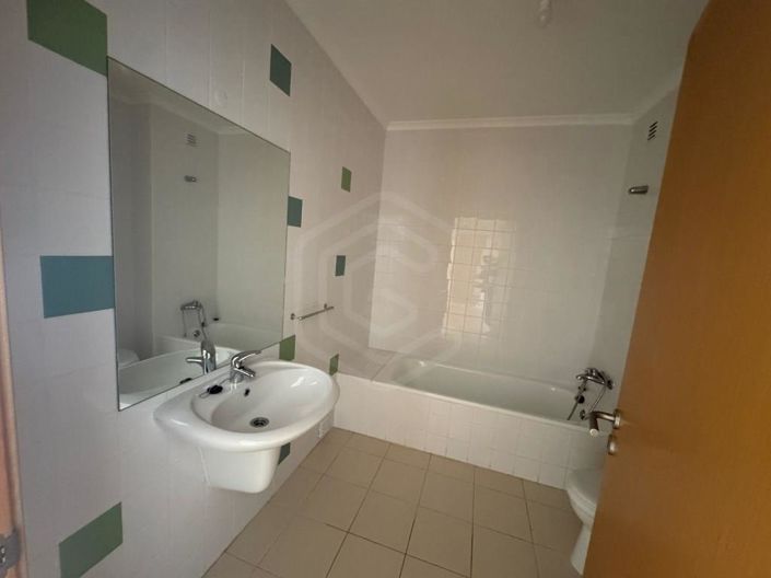 Image No.15-3 Bed Apartment for sale