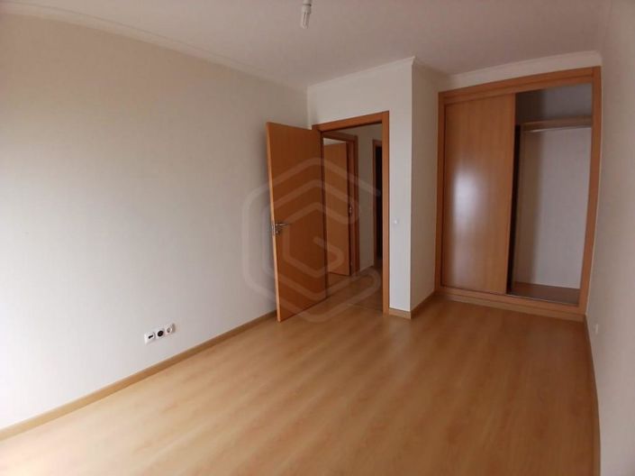 Image No.19-3 Bed Apartment for sale