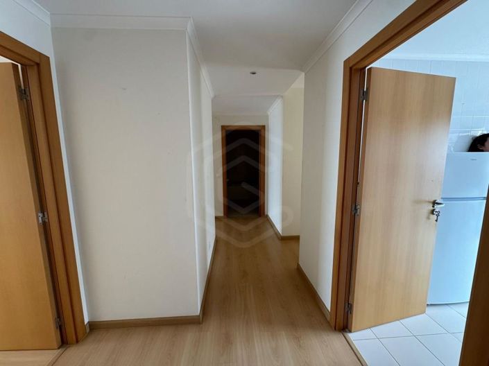 Image No.24-3 Bed Apartment for sale