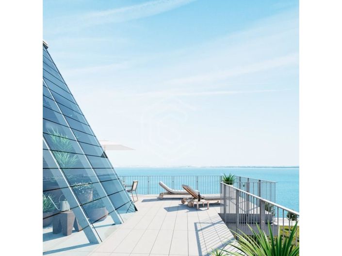 Image No.22-2 Bed Apartment for sale