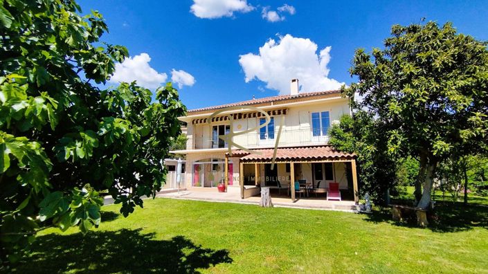 Image No.1-3 Bed House for sale