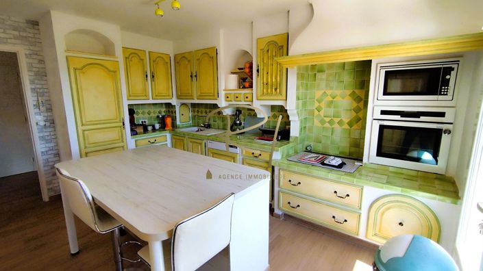 Image No.4-3 Bed House for sale