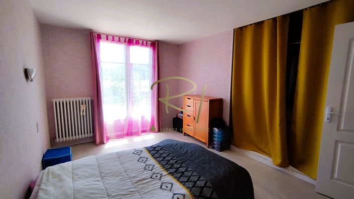 Image No.5-3 Bed House for sale