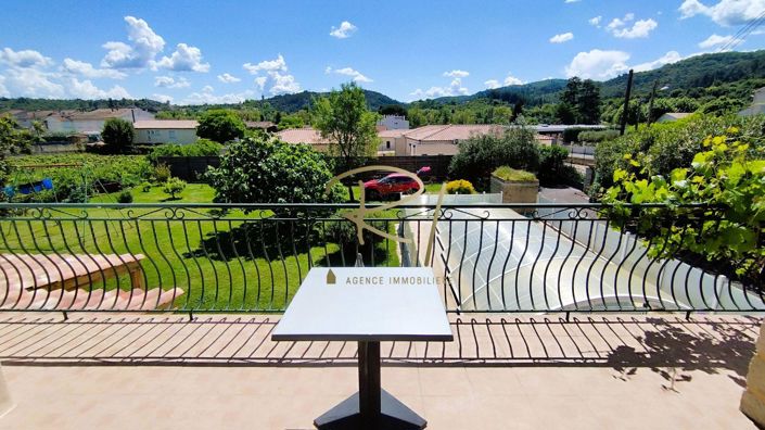 Image No.8-3 Bed House for sale