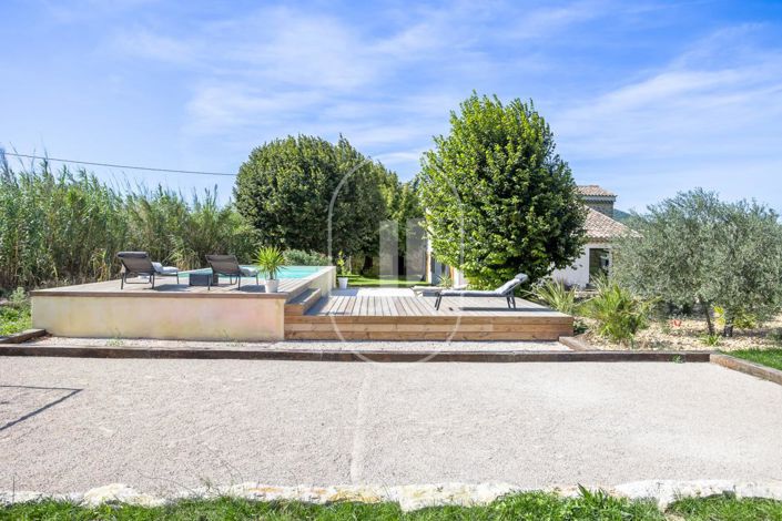 Image No.1-4 Bed House for sale