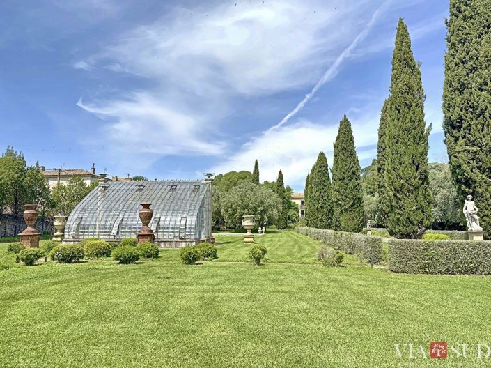 Image No.12-6 Bed House for sale