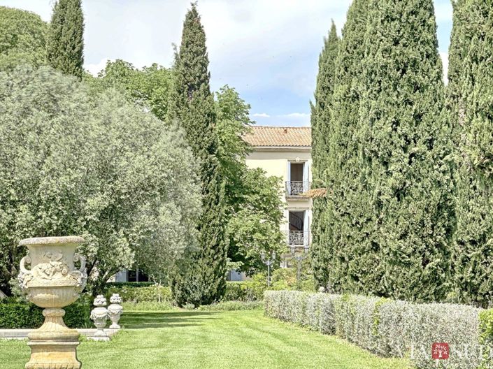 Image No.4-6 Bed House for sale