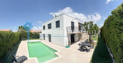 1 - Marignane, House