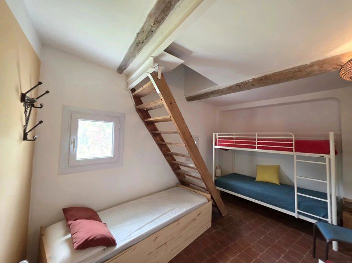 Image No.14-4 Bed House for sale