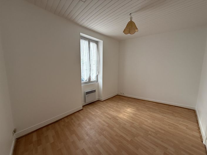 Image No.8-1 Bed House for sale