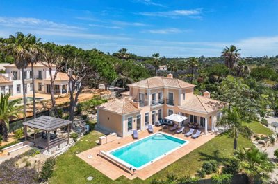1 - Loule, House