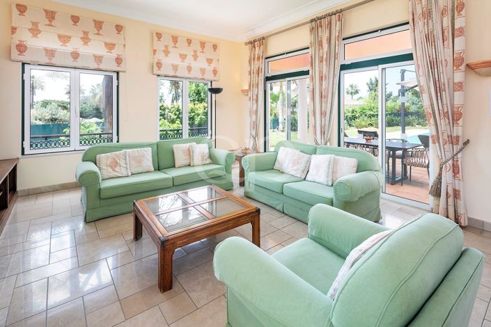 Image No.14-3 Bed House for sale