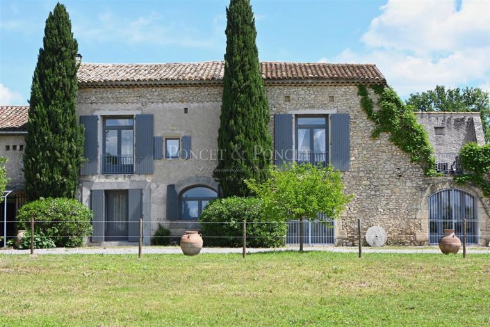 Image No.1-12 Bed House for sale