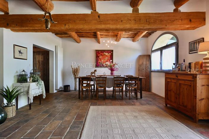 Image No.22-12 Bed House for sale