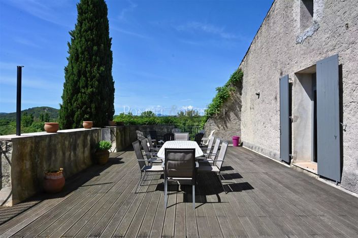 Image No.32-12 Bed House for sale