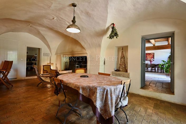 Image No.35-12 Bed House for sale