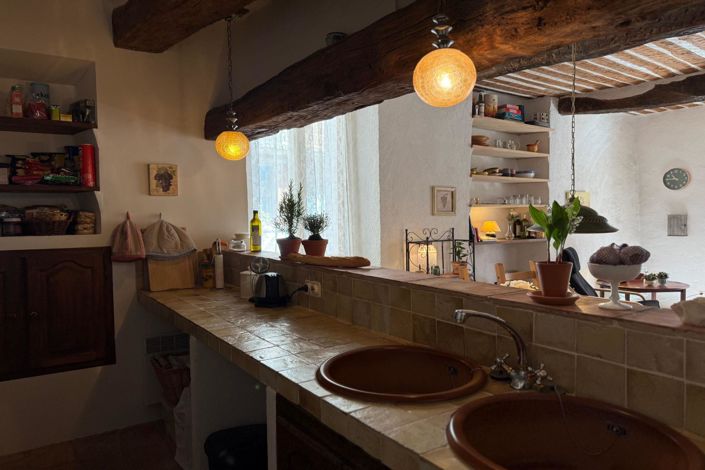 Image No.10-5 Bed House for sale