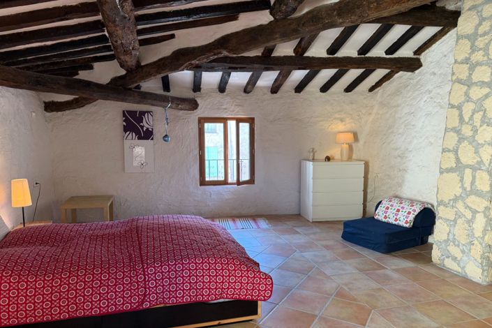 Image No.11-5 Bed House for sale