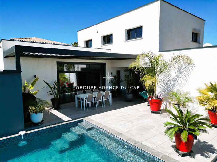 Image No.4-4 Bed House for sale