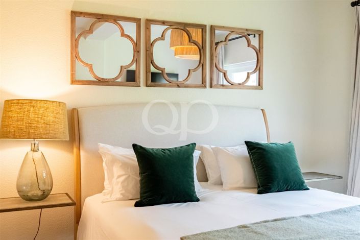 Image No.10-5 Bed House for sale